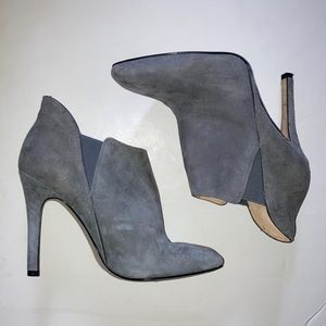 Audrey Brooke Abtory grey suede booties boots heels Women’s sz 7.5
